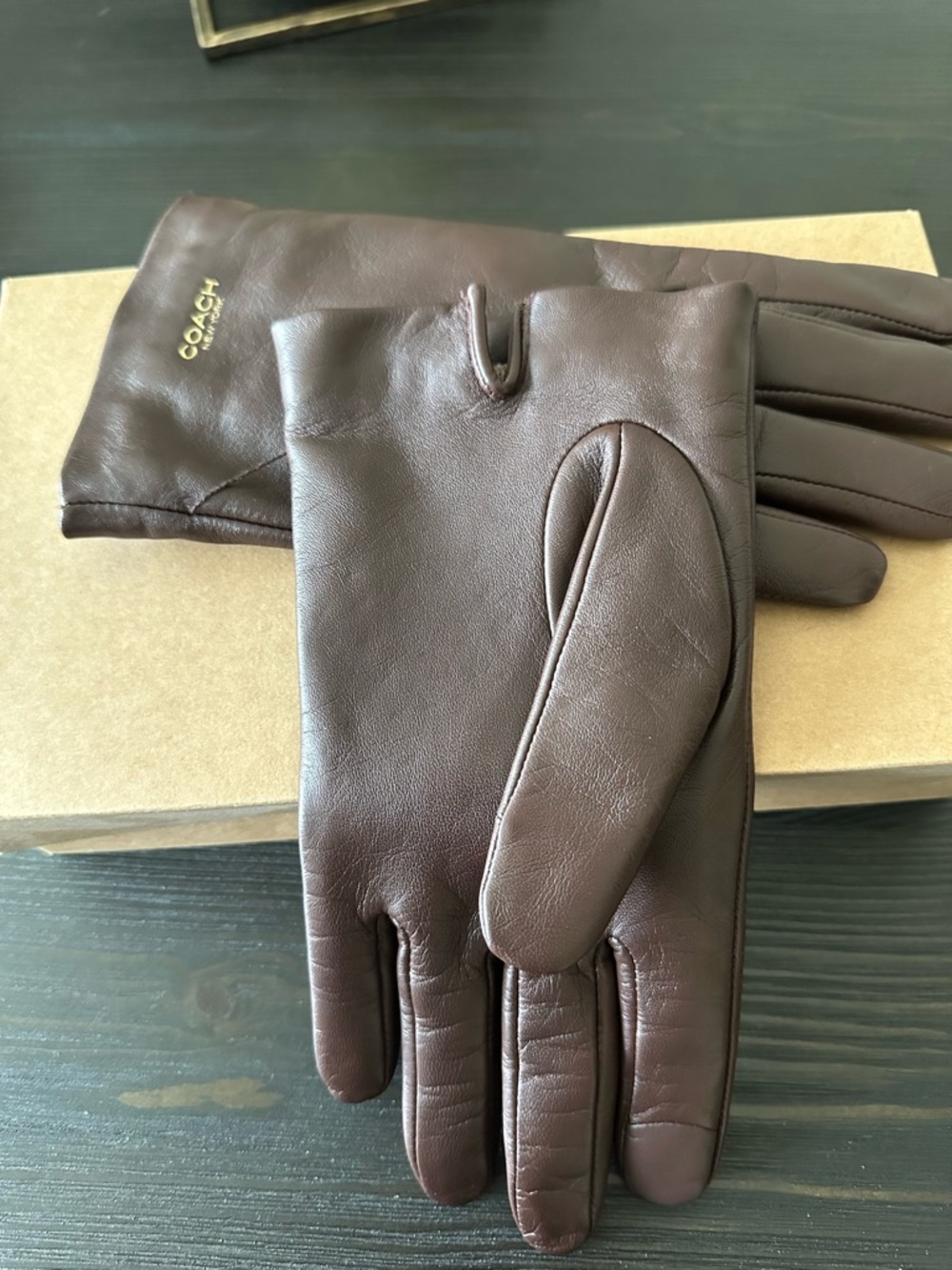 Coach Women’s Dark Brown Leather Touchscreen Gloves- Size L - Picture 5 of 9